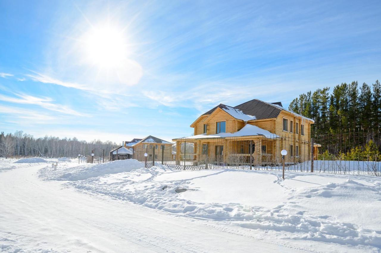 Земляничная Поляна Боровое Hotel Shchuchinskiy Exterior photo